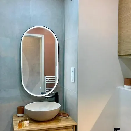 Le Vent D'ange Apartment *